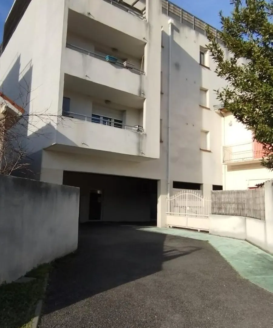 Apartment Chouette , Un Logement T3 Cozy Tout Proche Du Metro Et Parking Prive A Disposition Toulouse France